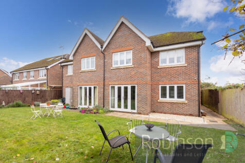 4 Willow Close-6