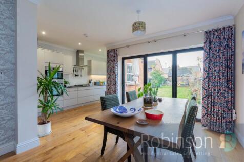 39 Furze Platt Road-10