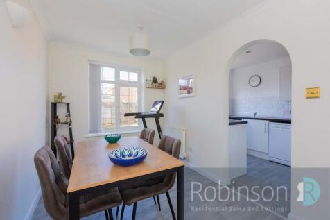 19 Lyneham Gardens-11