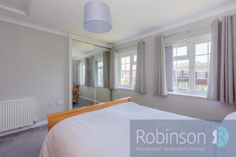 19 Lyneham Gardens-15