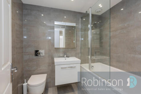 16 Lockbridge Court-10