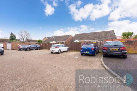 86 Beverley Gardens-21