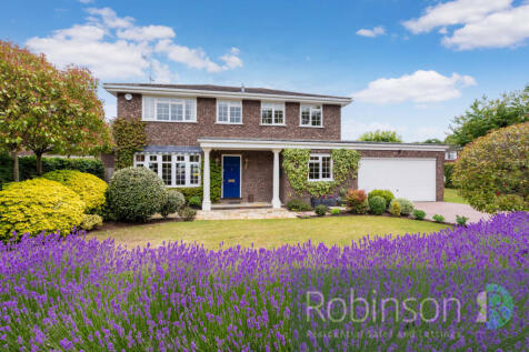 11 Silvertrees Drive-11