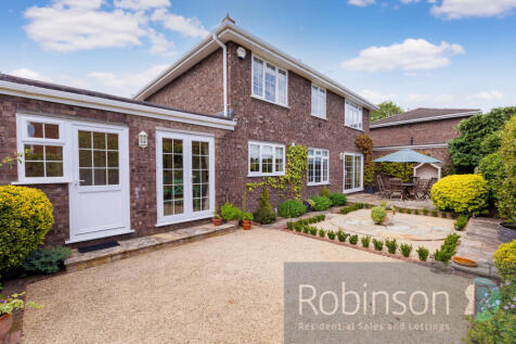 11 Silvertrees Drive-12