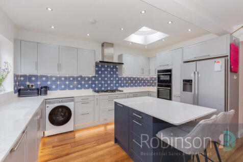 2 Cromwell Road-10