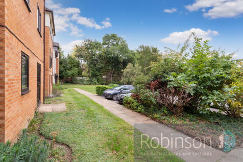 18 Lancastria Mews-1