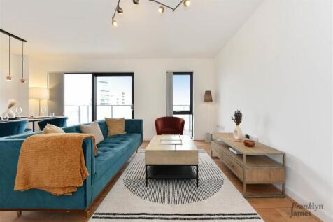 Boathouse Apartments (9).JPG
