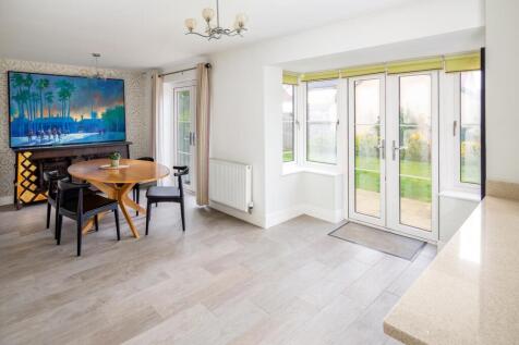 08-dining room.jpg