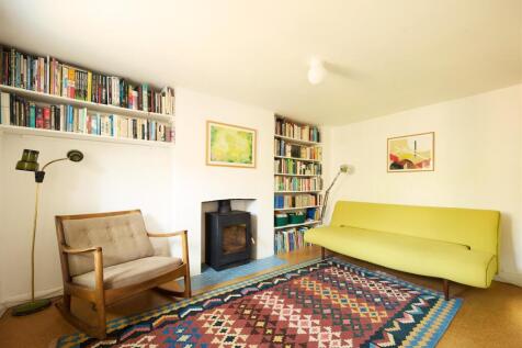 Living room 01 copy.jpg