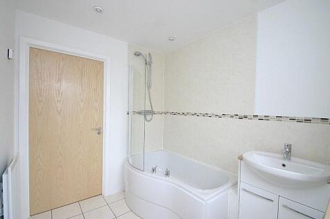 Further bathroom sho