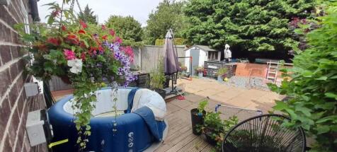 garden 55 Boleyn.jpg