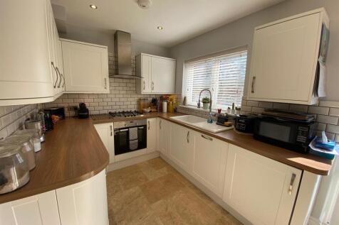 kitchen 2.jpg