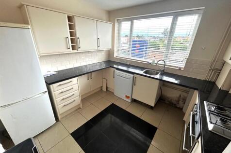 Kitchen 1 copy.jpg