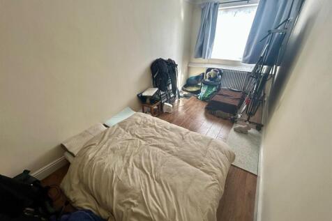 bedroom.jpg