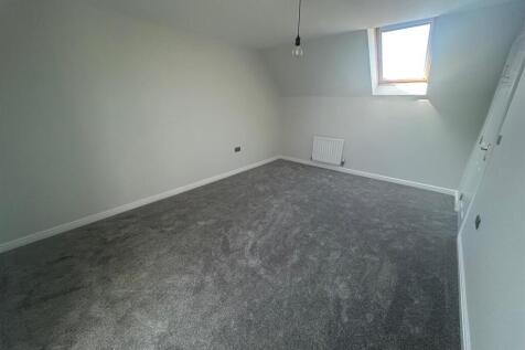 bed 11.jpg