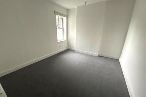 Bedroom New.jpg