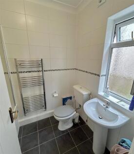bath 2.jpg