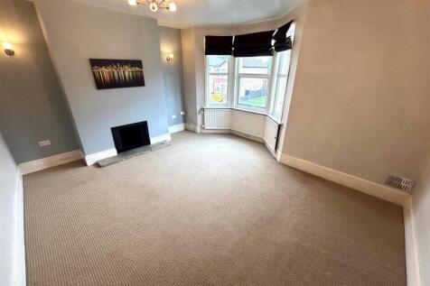 Lounge 2 - New .jpg