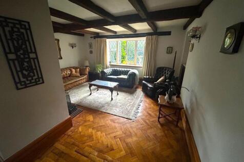 Living room.jpg