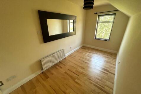 Bedroom 3 - edited .jpg