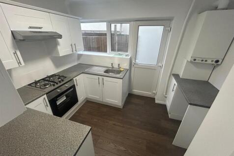 kitchen 3.jpg