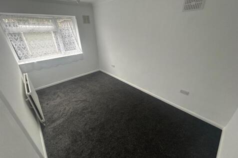 bed 1.jpg