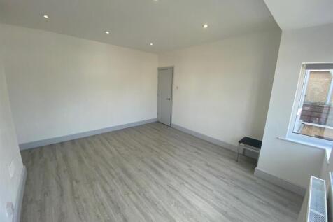 lounge 2.jpg