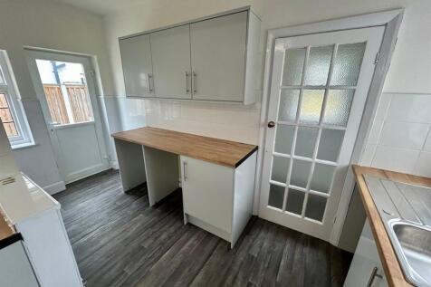 kitchen 3.jpg