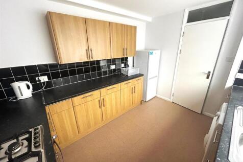 Kitchen 3 edited.jpg