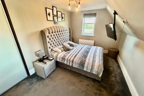 bed 111.jpg