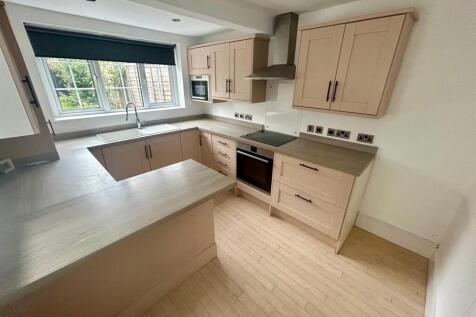 kitchen 1.jpg