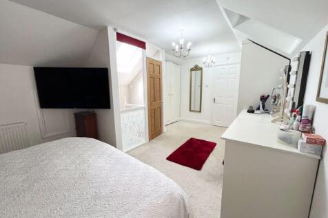 Loft room/Bedroom One 