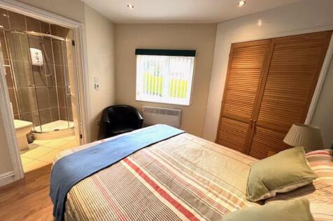ANNEX BEDROOM