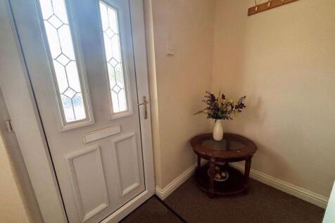 communal entrance