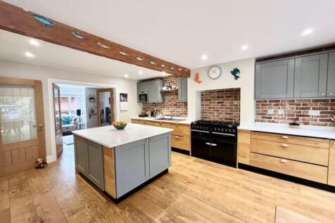 OPEN CONCEPT KITCHEN/DINING/FAMILY ROOM