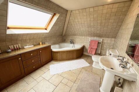 EN SUITE BED ONE