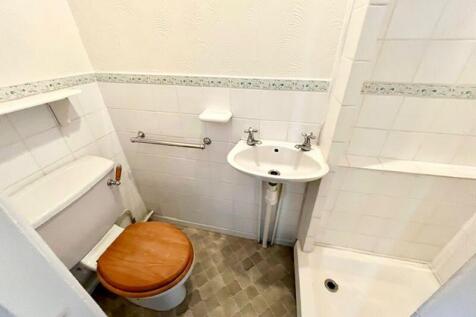 En Suite Bedroom Three