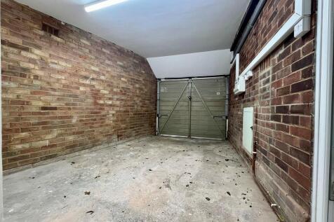 garage 1