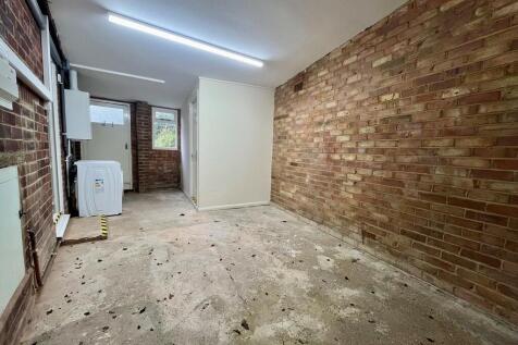 garage 2