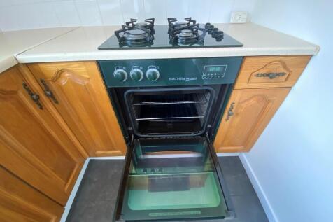 Oven