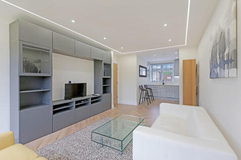 NEWARK ROAD,63A -...