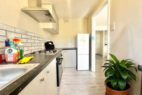 DCDC2519-24B4-49C...