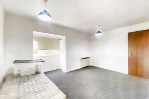 Studio Room