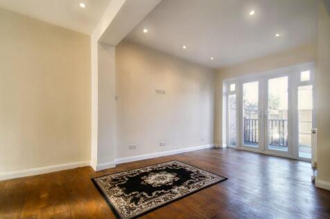 Lounge/Kitchen