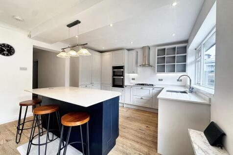 Kitchen/Family Room