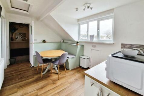 Kitchenette/Diner