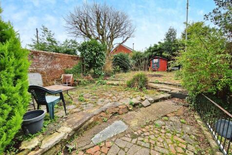 Pond/Patio
