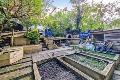 Maisonette Garden 1