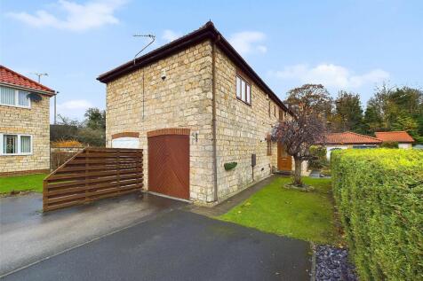 Driveway/Garage