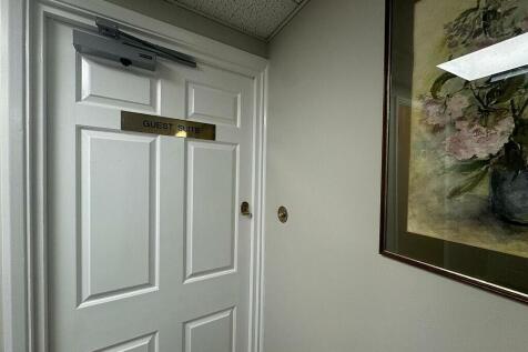 Guest Suite